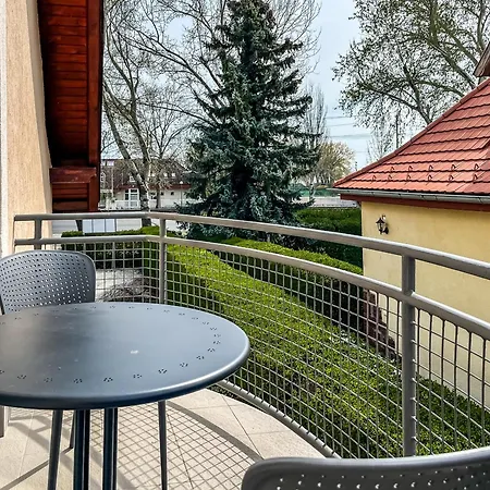 21 Boutique 3* Balatonalmádi