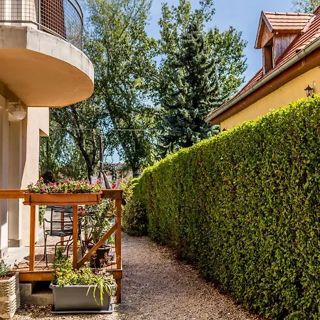 21 Boutique アパートホテル Balatonalmádi