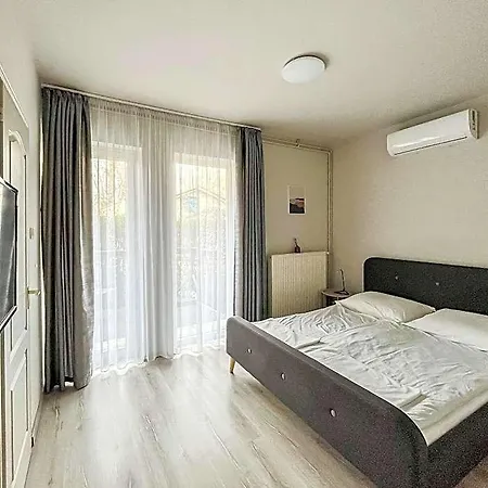 21 Boutique Aparthotel